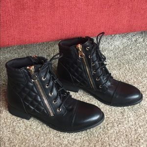 Aldo Women’s Ankle Boot - Umorewen